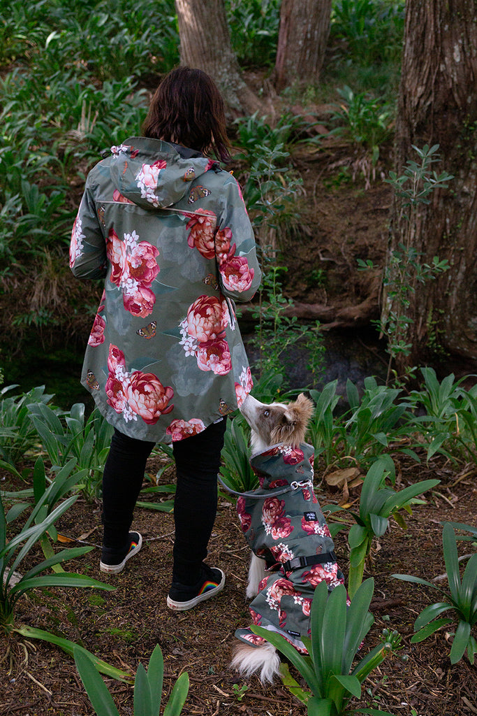 Scribbler pets, waterproof raincoat for dogs, rain jacket for dog, outerwear for dogs, waterproof, seam sealed, recycled plastic, floral print, peony, colourful, printed rainwear for pets, lightweight, sustainable, matching coat pet and human